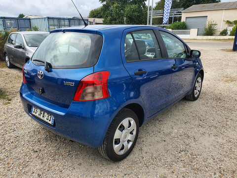 TOYOTA YARIS 1.0 VVTI 68CH LUNA 5P