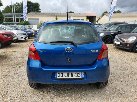 TOYOTA YARIS 1.0 VVTI 68CH LUNA 5P