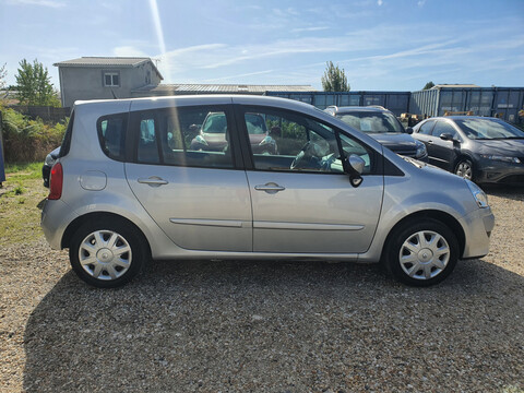 RENAULT GRAND MODUS1.2 TCE 100 DYNAMIQUE