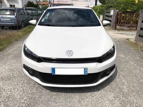 VOLKSWAGEN SCIROCCO 2,0 Tdi - 140ch Sportline