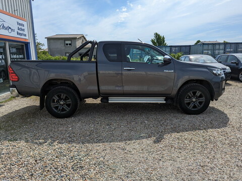 Toyota Hilux VIII  2.8 D-4D X-Tra Cabine Légende 4WD