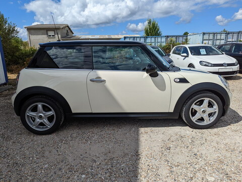 Mini II (R56)  1.6L Cooper 120ch