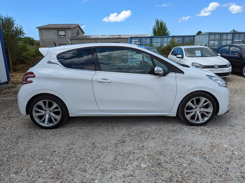 Peugeot 208  1.6 VTi Allure 3p