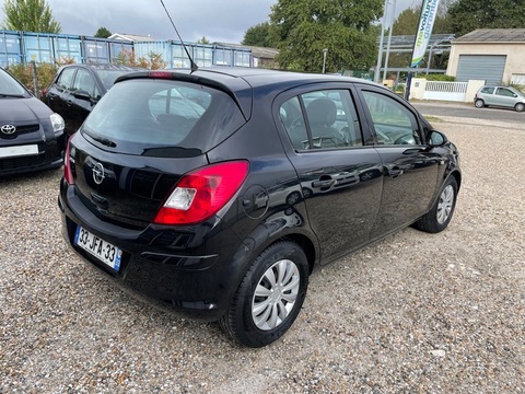 Opel Corsa IV 1.4 90ch Innovation 5p