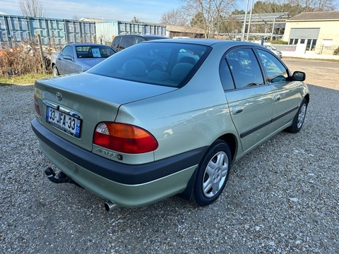 Toyota Avensis  1.8 110ch Sol 4p