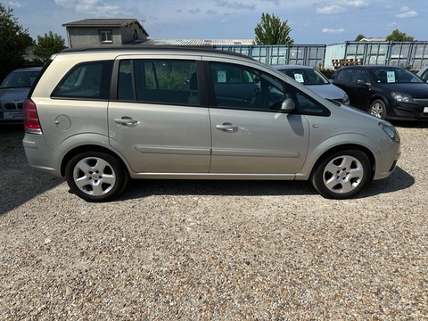 Opel Zafira II  1.6 Twinport Enjoy - 7 Places