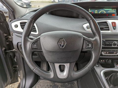 RENAULT Scénic1.6 16v 110 EXPRESSION