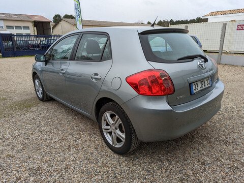 TOYOTA AURIS1.6L VVTI 132 DYNAMIC