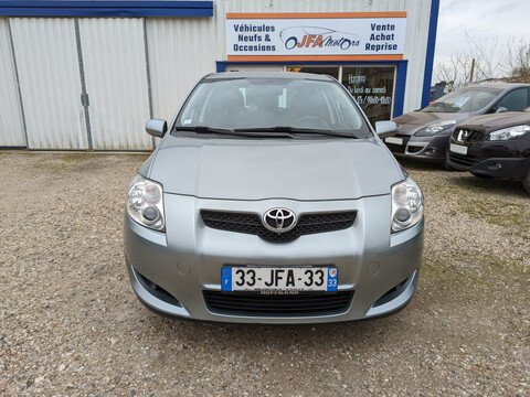 TOYOTA AURIS1.6L VVTI 132 DYNAMIC