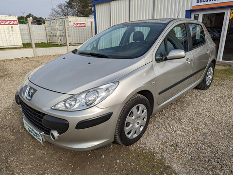 PEUGEOT 3071.6 16v 110 CONFORT PACK BVA