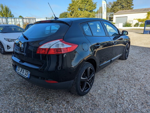 Renault Megane III  1.6l 16v 100ch Business Tomtom 5p