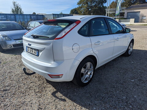 Ford Focus II  1.6 100ch Trend 5p