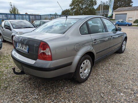 Volkswagen Passat V  2.0 115ch Confort BVA