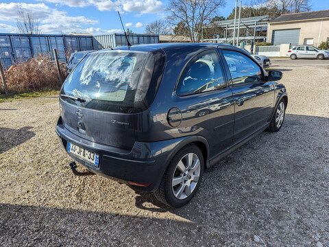 Opel Corsa III 1.2 Twinport Edition 3p