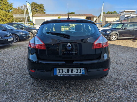 Renault Megane III  1.6l 16v 100ch Business Tomtom 5p