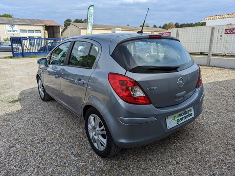 Opel Corsa IV 1.4 Twinport Cosmo BVA 5p