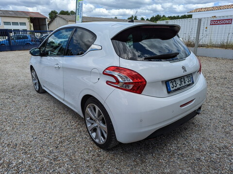 Peugeot 208  1.6 VTi Allure 3p