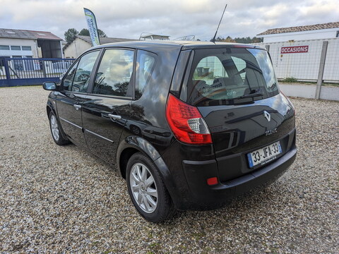 Renault Scenic II  1.6 16v 110ch Dynamique