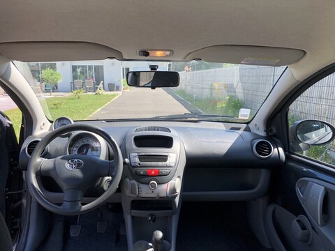 TOYOTA AYGO 1,0 VVT-i Sport