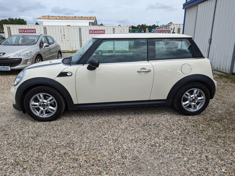 Mini II (R56) One  1.6L 98ch