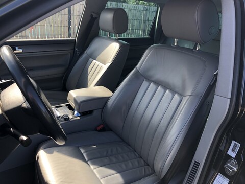 VOLKSWAGEN TOUAREG 3,0-V6 Tdi - 225ch CARAT Pack Luxe