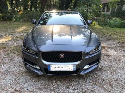 JAGUAR XE 2,0D - 180ch R-Sport A