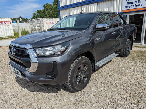 Toyota Hilux VIII  2.8 D-4D X-Tra Cabine Légende 4WD