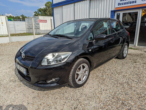 Toyota Auris  1.4l 97 VVT-i Sol 5p