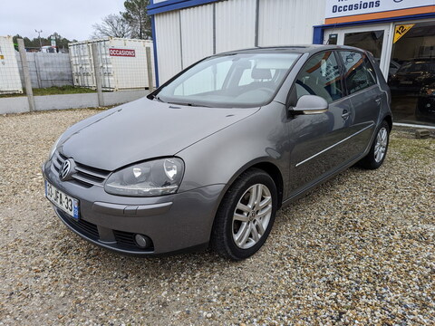 Volkswagen Golf V  1.6 102ch Confortline 5p