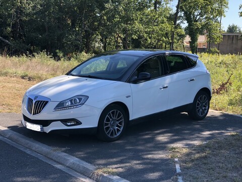 LANCIA DELTA 1,9 JTDM - 190ch Di Lusso