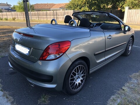 PEUGEOT 207CC 1,6 VTi- 120ch Sport