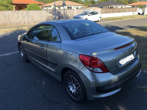 PEUGEOT 207CC 1,6 VTi- 120ch Sport