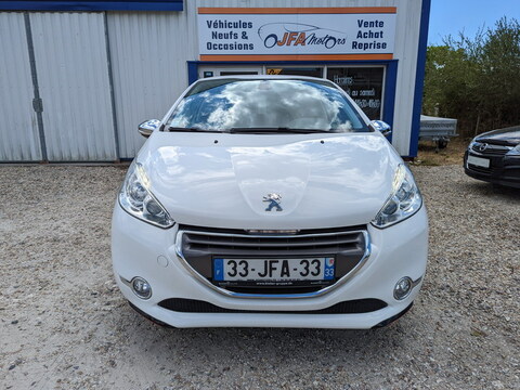 Peugeot 208  1.6 VTi Allure 3p