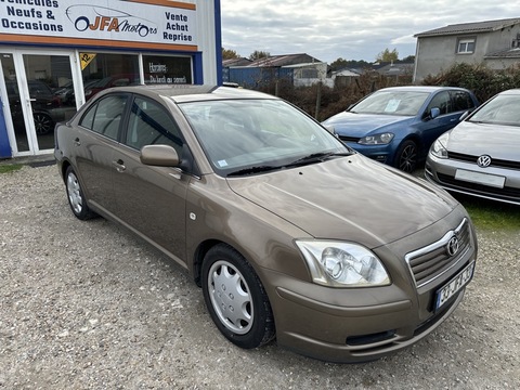 Toyota Avensis II  130 VVT-i Terra 5p