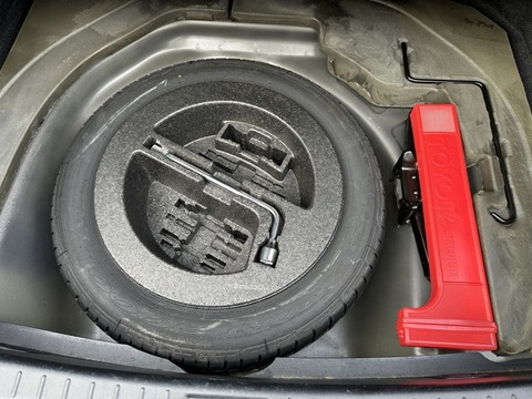 Toyota Avensis II  130 VVT-i Terra 5p