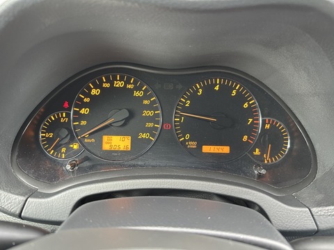 Toyota Avensis II  130 VVT-i Terra 5p