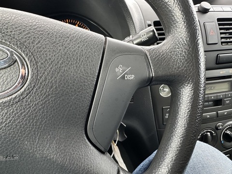 Toyota Avensis II  130 VVT-i Terra 5p