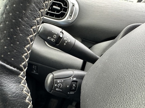 Citroën C3 Picasso  1.6 VTi 120ch (PAS PURETECH) Confort