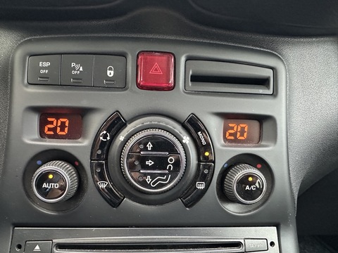 Citroën C3 Picasso  1.6 VTi 120ch (PAS PURETECH) Confort