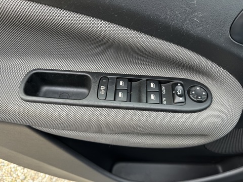 Citroën C3 Picasso  1.6 VTi 120ch (PAS PURETECH) Confort