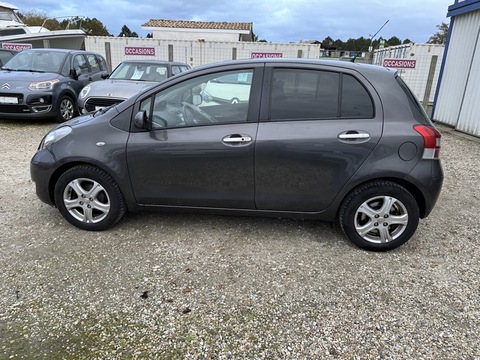 Toyota Yaris II  100 VVT-i Excelia Pack 5p