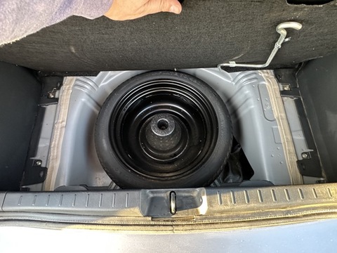 Toyota Yaris II  100 VVT-i Cool (In) 5p