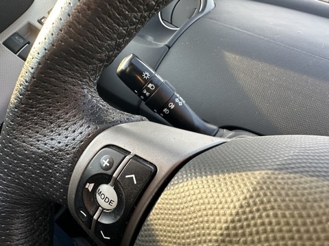 Toyota Yaris II  100 VVT-i Cool (In) 5p