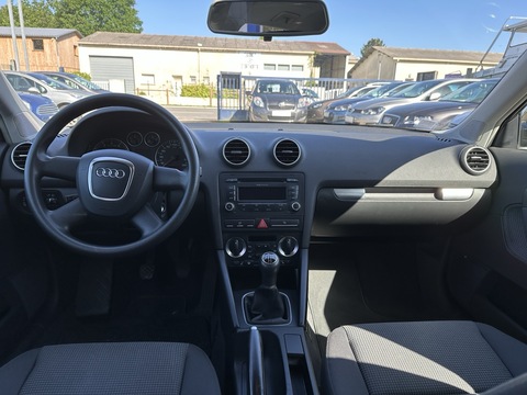 Audi A3 Sportback  1.6 - 102ch Attraction