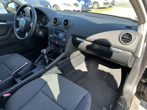 Audi A3 Sportback  1.6 - 102ch Attraction