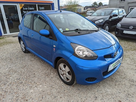 Toyota Aygo1.0 VVT-i 68ch Virgin Radio 5p