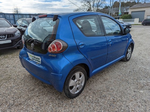 Toyota Aygo1.0 VVT-i 68ch Virgin Radio 5p