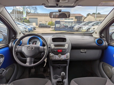 Toyota Aygo1.0 VVT-i 68ch Virgin Radio 5p