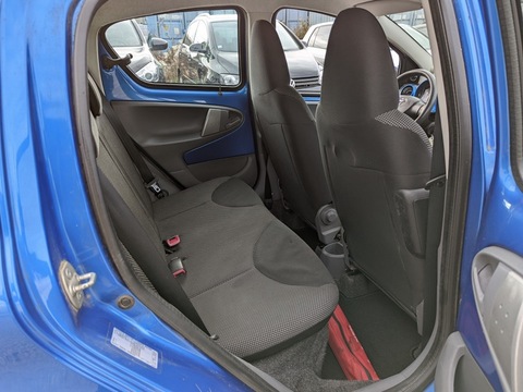 Toyota Aygo1.0 VVT-i 68ch Virgin Radio 5p