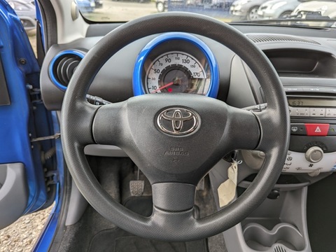 Toyota Aygo1.0 VVT-i 68ch Virgin Radio 5p